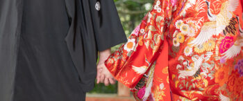 フォトウエディングに人気の色打掛は？赤・白・金の違いを比較：サムネイル