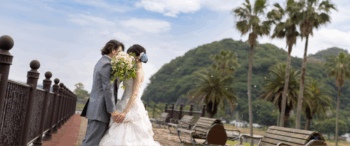 新郎必見！フォトウエディングで後悔しないスーツとタキシードの選び方：サムネイル